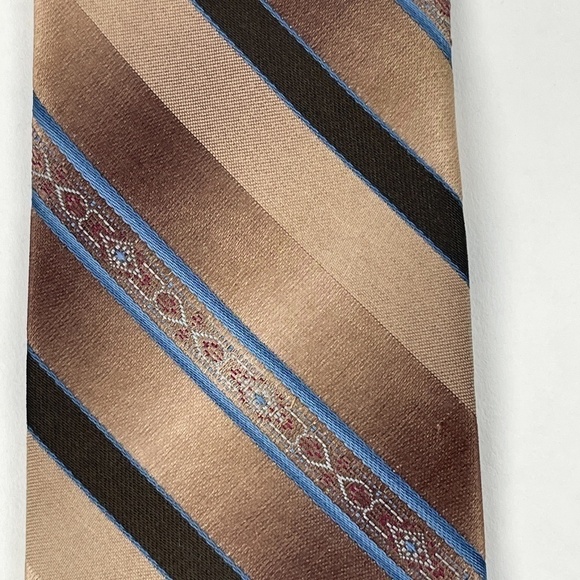 Legacy Tie Mens Gold Striped - Picture 2 of 4